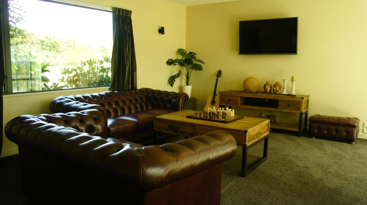 Tuscany Downs Estate Darfield 外观 照片